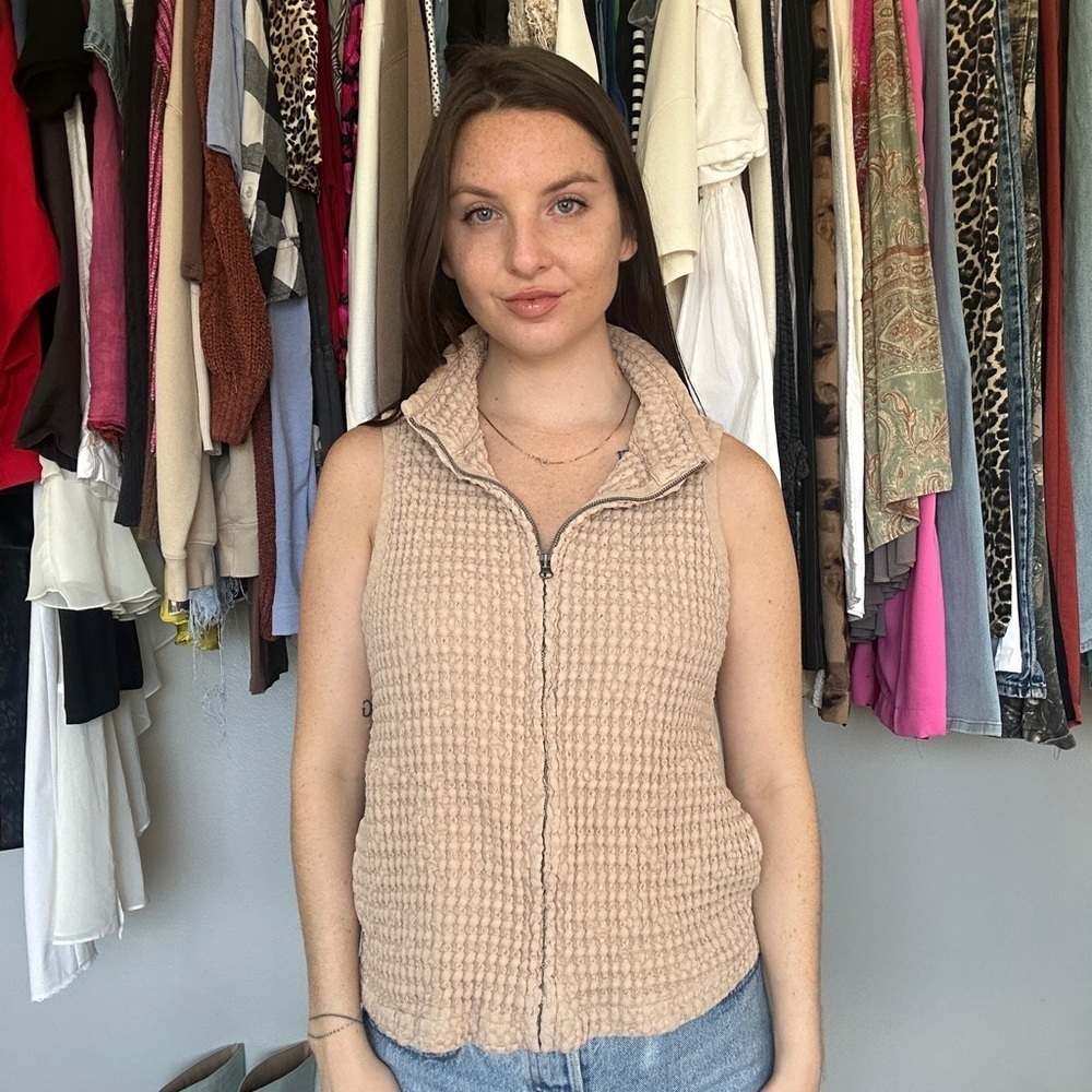 Textured Beige Zip-Up Vest